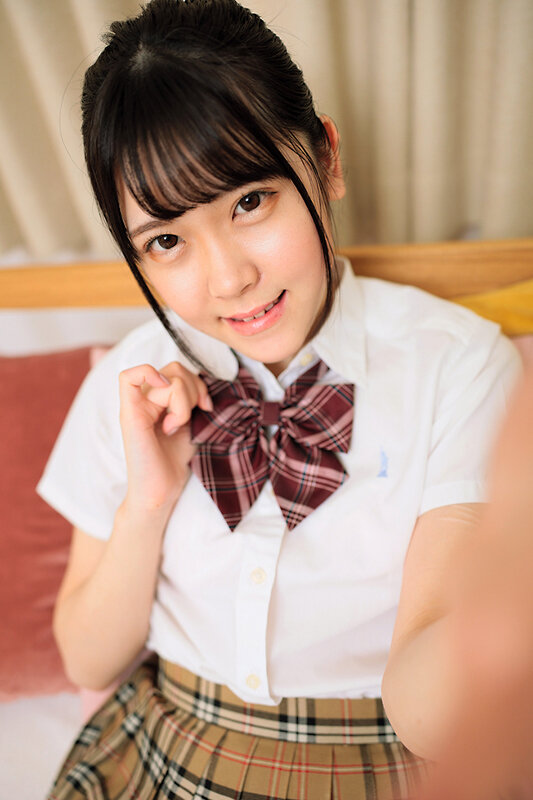 「一緒にいっぱ～い気持ちいいことしよっ」 エッチでかわいいつるつるパイパン女の子限定！自画撮り投稿オナニー40人4時間 サンプル 3