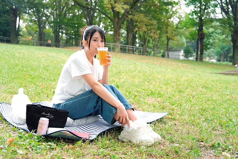 飲酒無防備女子8名と中出しSEXしまくり。酔いどれ 最強エロカワスケベ女子の無許可マ●コ生ハメ中出し映像4時間 サンプル 1