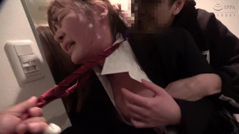 女子●生だけを狙った尾行押込みレ●プ映像 サンプル 6