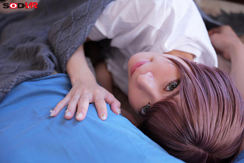 【VR】【8K】ショートカットGAL と、寝起き素顔のナチュパコ。目覚めて即朝勃ちチ○ポで中出しから始まるダラダラなリアル休日SEX MOEKA サンプル 7
