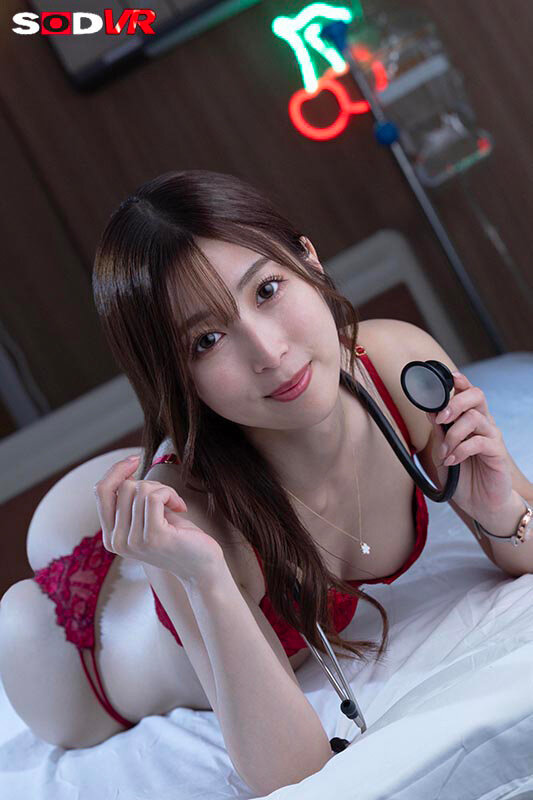 【VR】【8K】病院暮らしのボクを幼い頃から担当してくれている女医と筆おろし性交 初めての口淫、初めての挿入でドキドキ・バクバク病室セックス 今井栞菜 サンプル 2