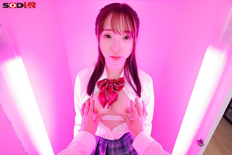 【VR】【8K】人間がドールに？！注文したら委員長は突如消えて、箱入りドールとして家に届いた 雅子りな サンプル 10