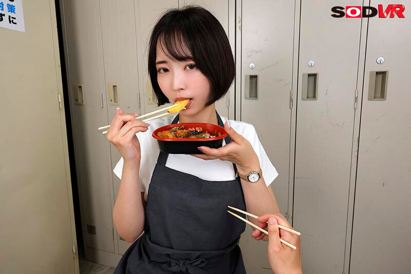 【VR】【8K】仕分け作業中にムラついたら、即ヌイてくれる倉庫パートの若妻Nさん。 サンプル 8