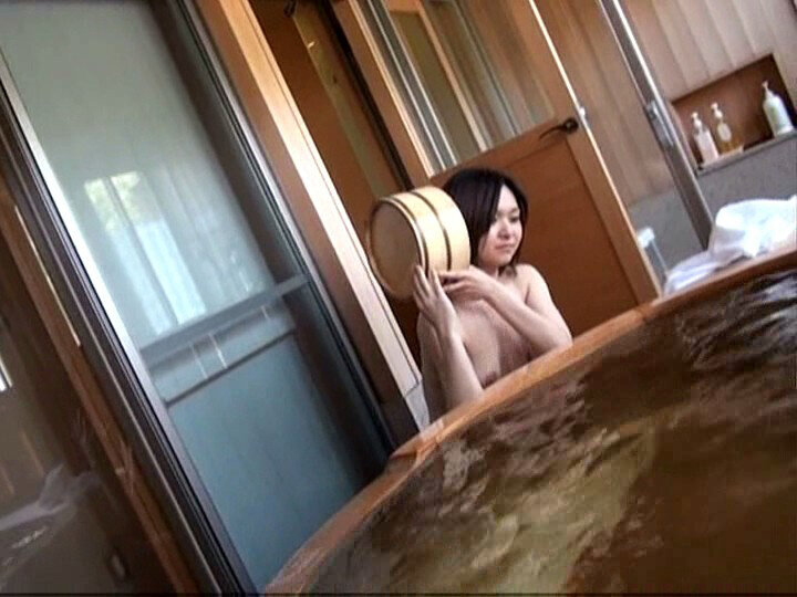 【AIリマスター版】人妻不倫旅行 ＃105 サンプル 4