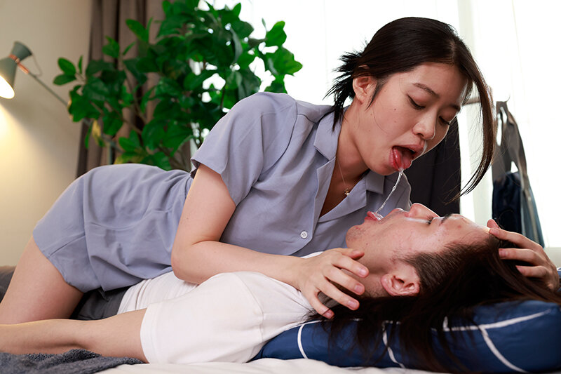 いつもキスをせがんでくる年上の彼女 サンプル 10