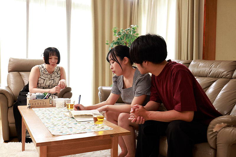 偶然見えた胸チラしている姿に発情しちゃった俺 朝比ゆの サンプル 1
