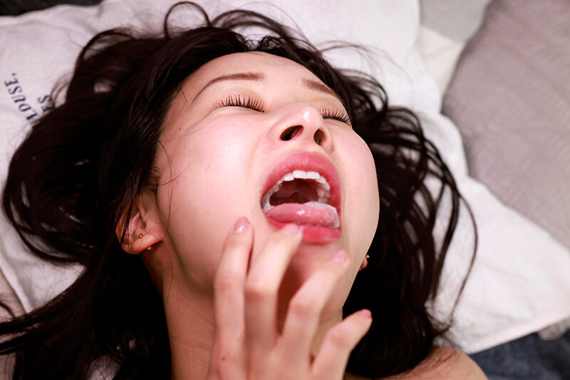 【レスられ奥さん】旦那からレスられ続けた兄嫁が3年ぶりのSEXで性欲爆発 芦名ほのか サンプル 9