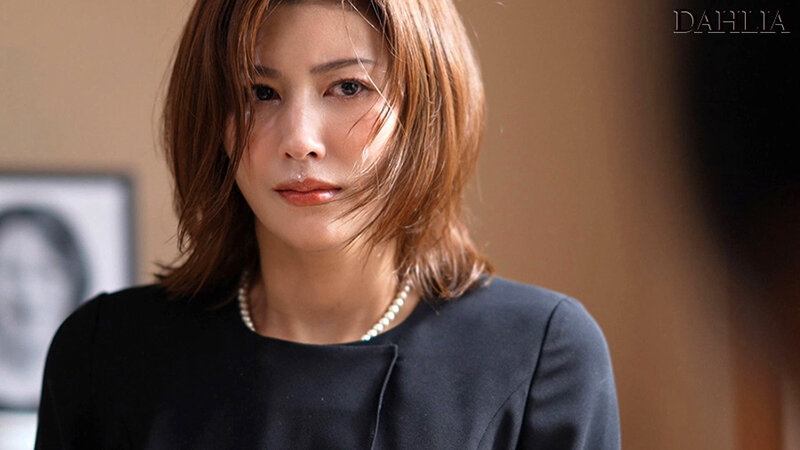 謝罪NTR 夫の罪を償う為に肉体を捧げた身代わり人妻 美乃すずめ サンプル 1