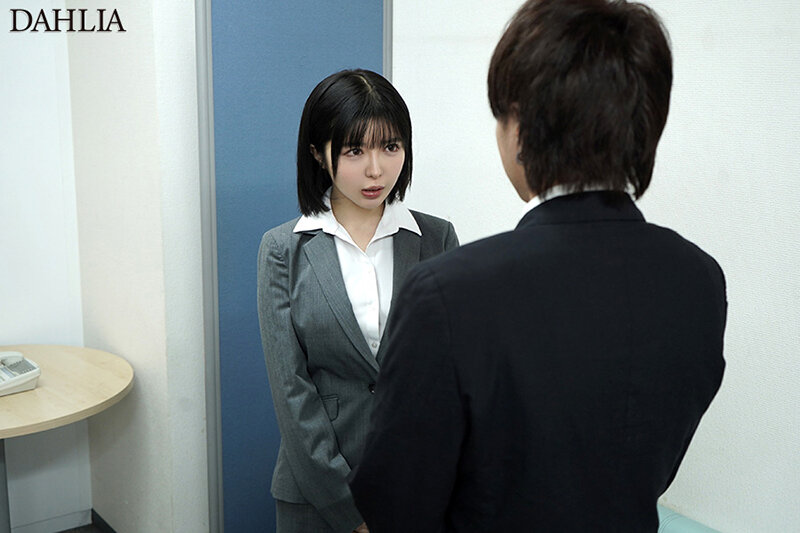 退職代行の実績No1の善場さんが、ブラック企業から罵倒されまくり号泣失禁お漏らしピストンで涙目でチ○ポ懇願することになりました。 善場まみ サンプル 2