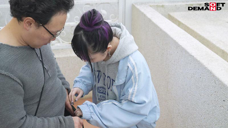 こんな顔してえっっっぐいアクメするほどデカチン狂でした。総fw60万人の台湾美少女が、デカチン日本代表3名と乱れ逝き！ 小さいマ●コの膣穴いっぱいにチ○ポが入り込む激ピストンにも、感謝が止まらない！！ 大絶頂‘謝謝セックス’ 齋齋いつき
