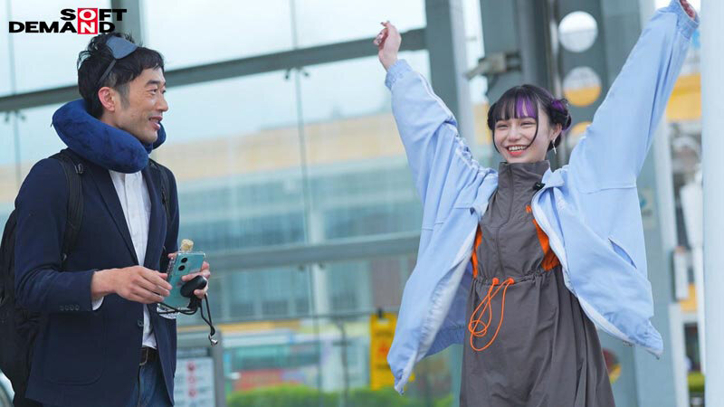 こんな顔してえっっっぐいアクメするほどデカチン狂でした。総fw60万人の台湾美少女が、デカチン日本代表3名と乱れ逝き！ 小さいマ●コの膣穴いっぱいにチ○ポが入り込む激ピストンにも、感謝が止まらない！！ 大絶頂‘謝謝セックス’ 齋齋いつき サンプル 4