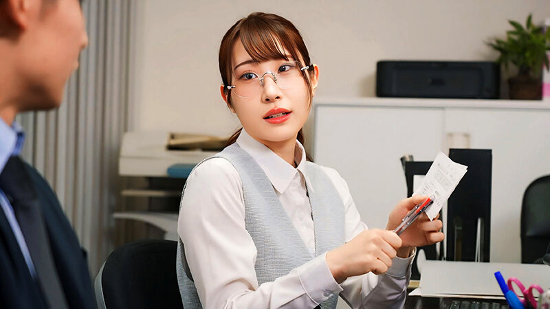 「これは経費で落ちません！」いつも地味で生真面目で領収書を突っ返してくる経理部のOLがデリヘル嬢で痴女だった。五十嵐さん編【配信限定】 五十嵐清華 サンプル 2