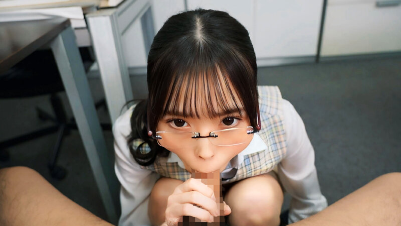 「これは経費で落ちません！」いつも地味で生真面目で領収書を突っ返してくる経理部のOLがデリヘル嬢で痴女だった。宮本さん編【配信限定】 宮本聡美 サンプル 6