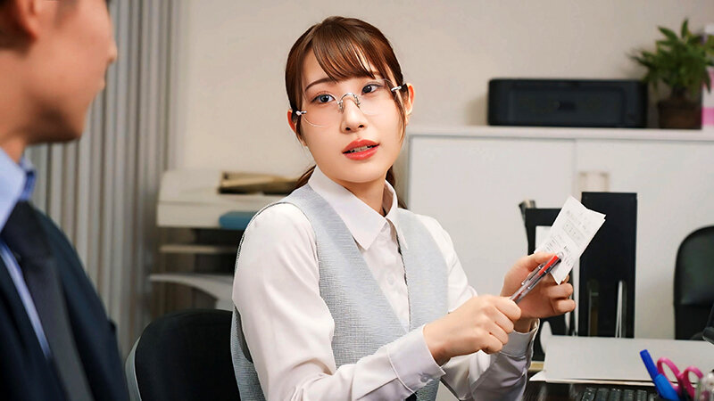 「これは経費で落ちません！」いつも地味で生真面目で領収書を突っ返してくる経理部のOLがデリヘル嬢で痴女だった。 サンプル 2