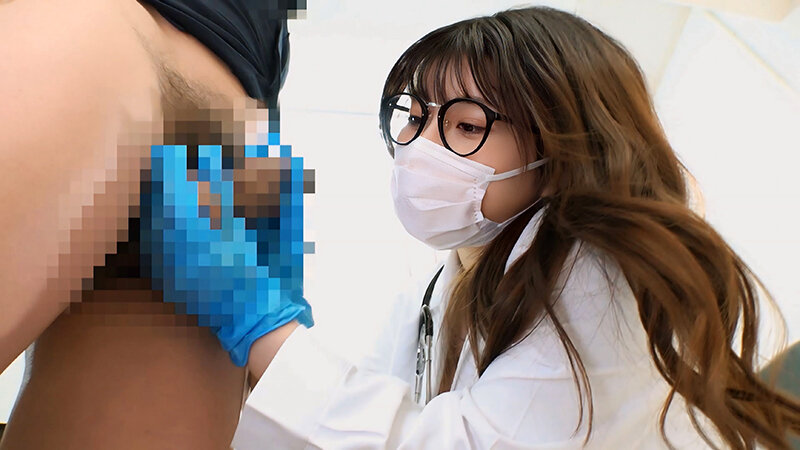 真面目な顔して敬語で診察→飲尿～中出し・精飲でしつこいくらいに捕精（ほせい）検査してくる泌尿器科の極淫痴女医4名 サンプル 4