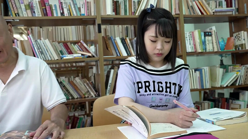 図書館で夏休み中の私服J〇を 尾け回して寸止めマ〇コいじりを繰り返したら痴女っこに豹変！ くっつき甘えんぼベロチューをおねだりされて、勃起ち〇ぽで何度も精子を搾り取られた！Targetゆうりちゃん編 サンプル 1