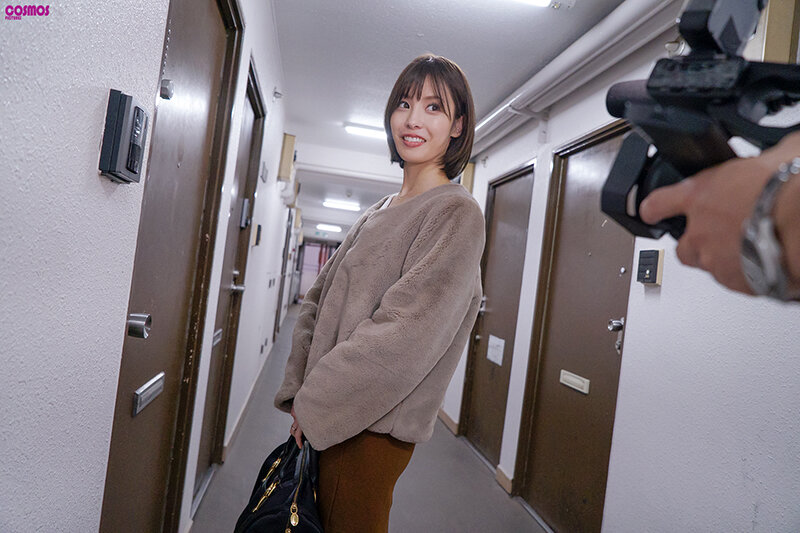 素人妻が一般大学生の自宅にコンドーム1つ渡され一泊一度のゴム姦では満足できず宿泊中2度もガチ中出しを許してしまう騎乗位でイキ乱れるFカップ妻 ゆみさん32歳 サンプル 1