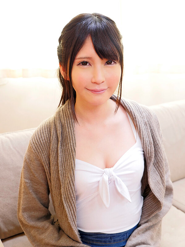 デリヘルで呼んだ娘が、敏感すぎて潮吹いて僕の部屋をビショビショにするので怒ったらヤラせてくれたけど、感じまくりまさかの連続イキ！更にハメ潮吹きまくって困った！ 小谷みのり サンプル 1