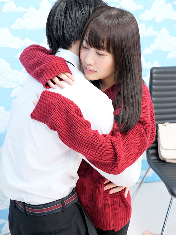 池袋で見つけた心優しい働くお姉さん 童貞くんのオナニーのお手伝いのつもりがセックス練習ってことで素股していてヌルっと入って筆おろし！？ 篠宮ゆり サンプル 3