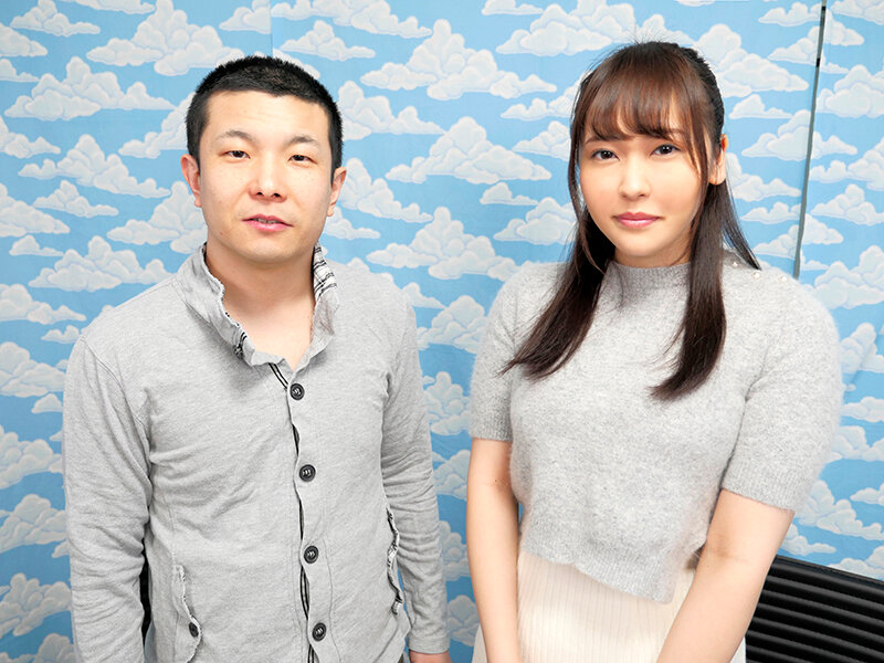 ラップ1枚被せて友達と素股してくれませんか？と偽り溶けるラップを仕込んでウブなお嬢さんに生ハメ、中出しさせちゃいました！ 新垣智江 サンプル 1