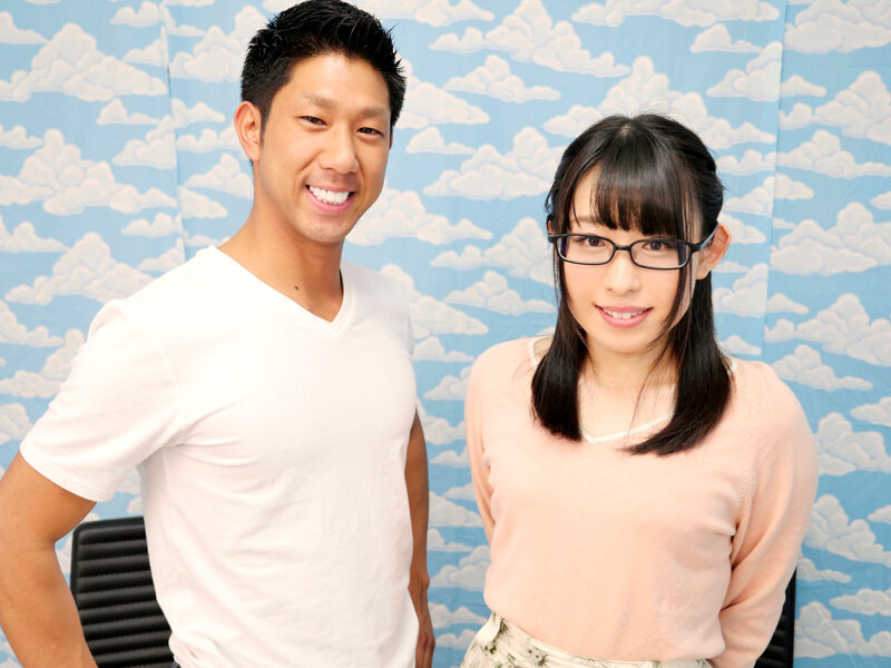 素人お嬢さん ラップ1枚隔ててお友達と素股体験して発射できたら賞金GET！！ 皆野あい サンプル 2