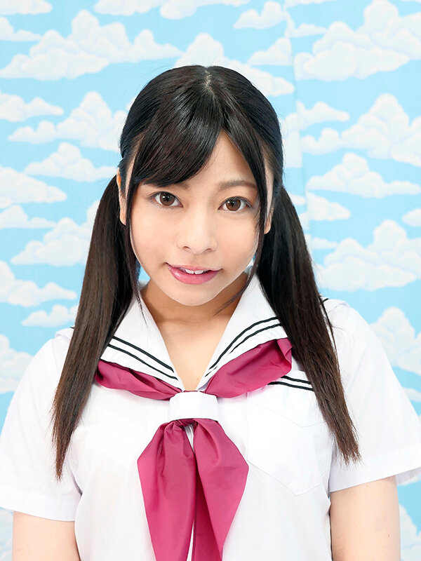 代々木で見つけた優しい女子校生に18cmメガチ○ポを素股してもらったらこんなヤラしい事になりました。 岬あずさ サンプル 1