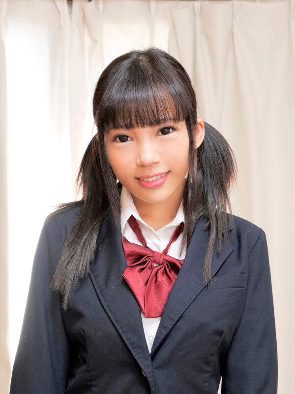 寝ている女子校生の妹にイタズラしていたら逆に生ハメを求められて、もう発射しそうなのにカニばさみでロックされて逃げられずそのまま中出し！ 美咲みなみ サンプル 2