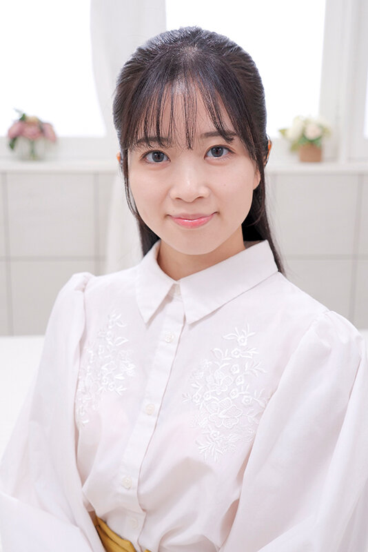 新宿で出会ったうぶな女の子が性の悩みを抱える男と「素股オイルマッサージ」に挑戦！ 生マンにヌルヌルこすれるチ〇ポに発情しちゃって 『マ○コに入れちゃうw』そのまま生ハメ中出しSEX！！ 梅川ことね サンプル 1