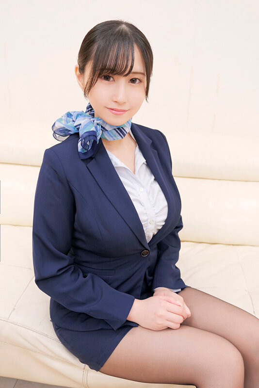 黒パンスト美脚CA限定！固定型リモコンローターONのまま黒パンスト足コキでイカせ対決 自分より先にイカせられたら高額賞金ゲット！失敗したら絶倫巨根と生ハメ中出しの罰ゲームアクシデントが待っている！ 雨宮ひびき サンプル 1