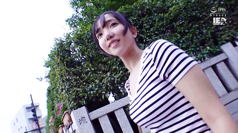 素人女子大生限定！狭いお風呂で密着混浴体験してもらえませんか！？火照る身体！おっぱいポロリ！ウブな女子は恥ずかし過ぎて赤面涙目！あちこち舐めてキレイにしたらそのまま生中出しSEXしちゃいました！ 美咲音 サンプル 1