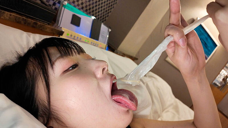 絶対100％精飲宣言！会うたびに必ず精子を飲んでくれる甘えんぼフェラ天使巴ひかりとゴックン不倫デート サンプル 10