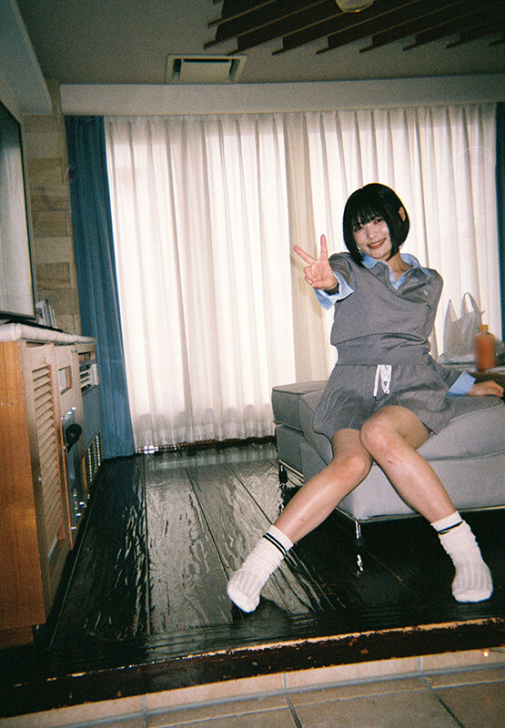 年上キラーのボーイッシュなバイトちゃん虹村ゆみに誘われて…彼氏にも見せたことのないフェラテクで何度もごっくんと中出しをしてくれた サンプル 3
