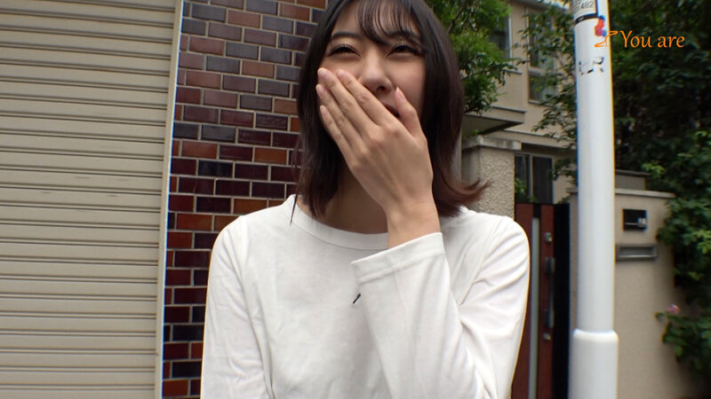 パパ活、神対応の真面目そうなスレンダー女大生「カメラはちょっと...」 謝礼に釣られて撮影でズッポシ！ 片寄しゅうか サンプル 1