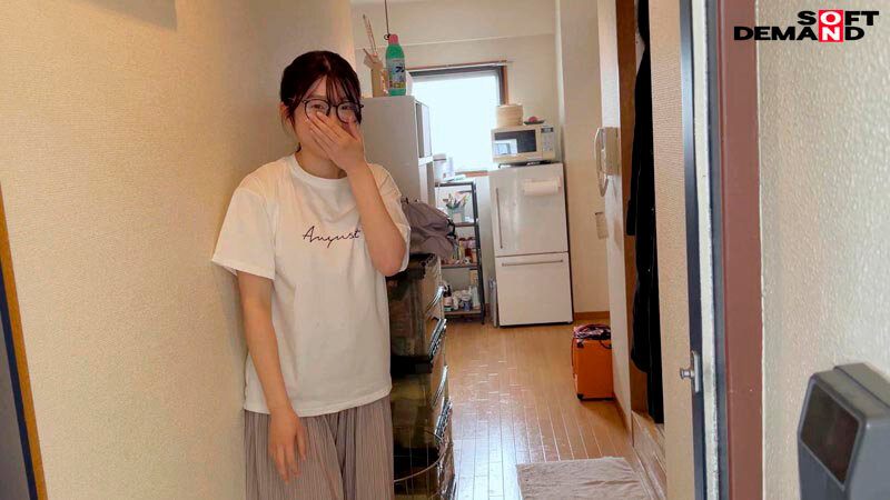 限界OLちゃん。仕事の合間にナマハメ。平日8時～21時、ずーっとマ●コに精子いれっぱなし。【中出し了承・連続6発】きよか24歳 佐藤白花 サンプル 2