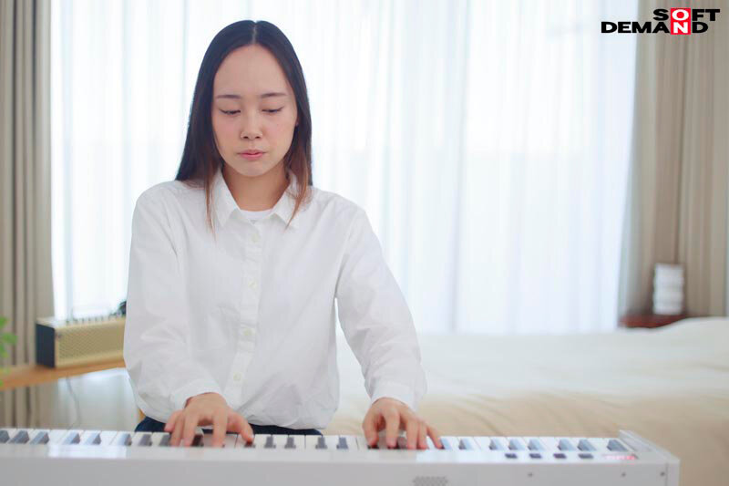 無味な生活 無味なセックス 無色な女の子 あんどうはな AV debut