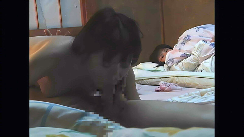 【AIリマスター】川の字で寝ていた姉が我慢できずに漏らす喘ぎ声を聞いて発情しだす妹 サンプル 5