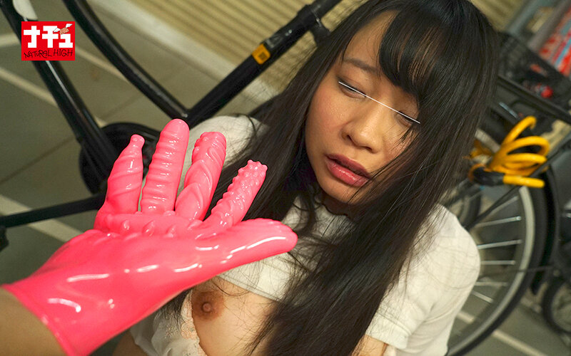 指こねくり潮吹きアクメ 敏感な早漏マ○コを変態手マンで弄りまくれ サンプル 11