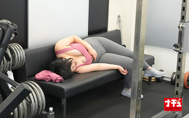 身動きとれないキャメルクラッチ中出し 抱えあげエビ反り突きでイキ堕ちる産後ダイエット巨乳妻 サンプル 12