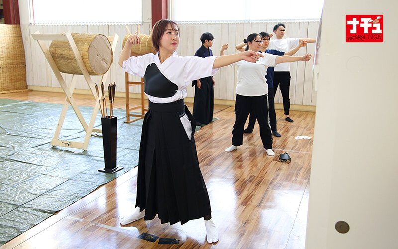 【配信限定版】学生時代にM女開発されたセクハラ教員（弓道部）を数年後…奥さんがいる状況で精子が尽きるまで羞恥射精M男返し＋「運動部女子羞恥～弓道部 長身スレンダー女子～」 サンプル 2