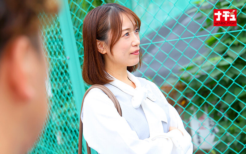 転勤先で性欲を持て余した田舎熟妻を略奪NTRキスとクンニでマ○コを蕩けさせて1日3人喰いまくる サンプル 3
