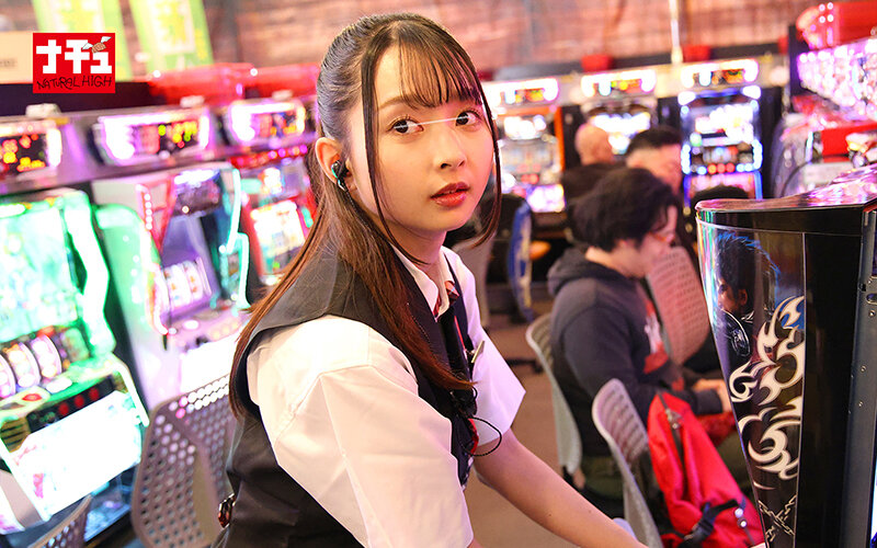全裸羞恥OK娘スペシャル 絶対NGの黒髪童顔パチスロ店員を連日羞恥でごっくんまでOKさせろ サンプル 6