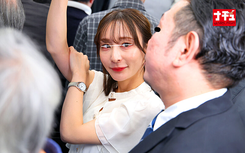 パンティ越し指マン羞恥3 言い訳できないほど愛液で濡れた巨尻を震わせイキ乱れる美熟女 サンプル 9
