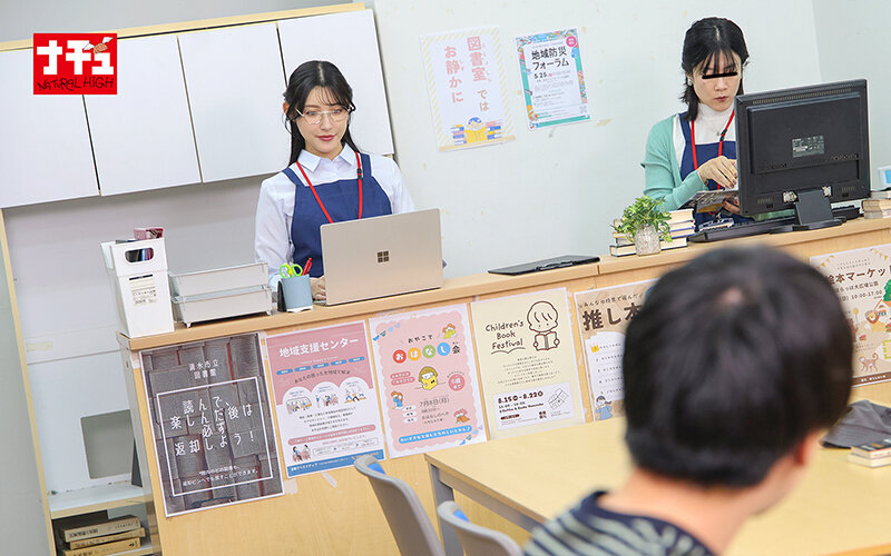 青年チ○ポを本棚越し手コキでこっそり発射させ声我慢SEXで中出しまでさせる年下好き美人司書2 サンプル 3