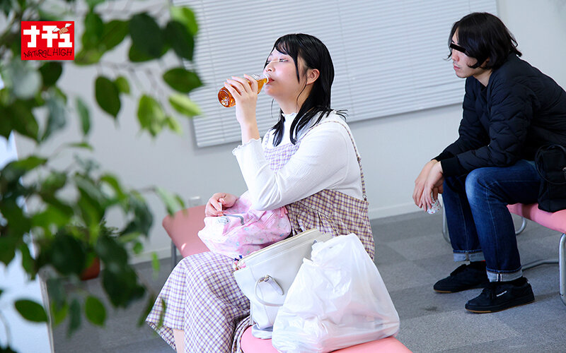 水泳スクール見学ママ中出し 大人の巨乳を貪る男子たち 身長175cm/Hcup激むちママ サンプル 3