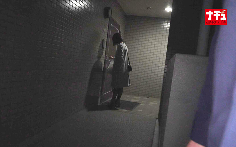 中に出してもいいから止まってください！！！押さえつけて逃がさないエンドレス奥突きバウンドピストンでイキ壊れた女4 痙攣微乳オンナ サンプル 3