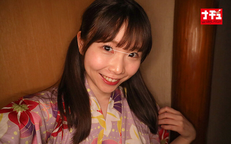 温泉客が居ても浴衣の中の抱っこSEXで挿入して逃がさず何発も膣射させる痴女っこ3 ド淫乱娘の挑発 サンプル 2