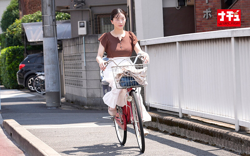 中に出してもいいから止まってください！！！押さえつけて逃がさないエンドレス奥突きバウンドピストンでイキ壊れた女5 推定Gカップ 剛毛妻 サンプル 2