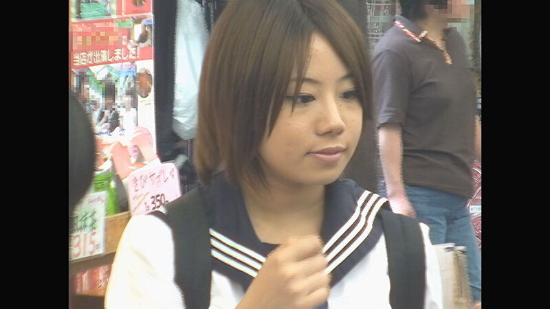 【 AI リマスター版 】18歳と1ヶ月、田舎の純真無垢なかわいい女子○生を修学旅行中にAVデビューさせちゃいます！！ サンプル 1