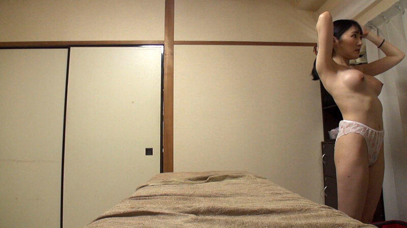夏目みらい 魔法のオイルで快感マッサージ