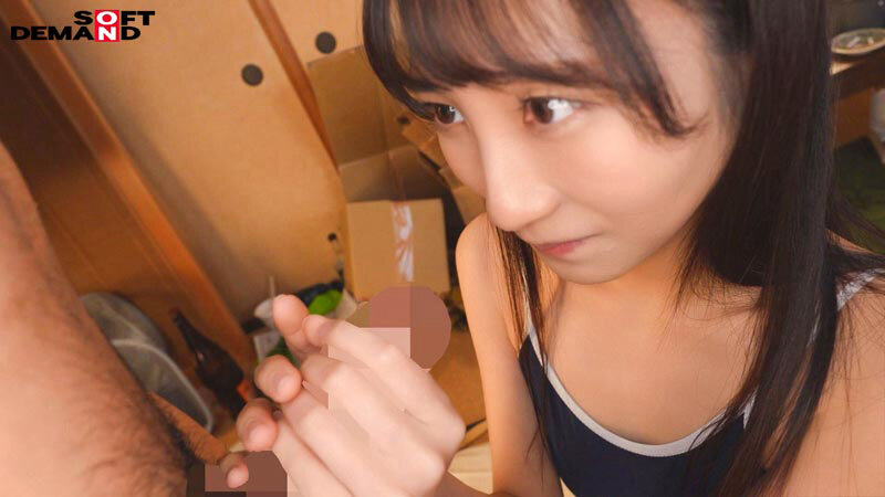 長身スレンダー美女が粘着オジサン達にかわりばんこでずーーっとイかされ続ける1日限りのワケあり合法共同生活 18歳絶頂開発 皆川らん サンプル 12